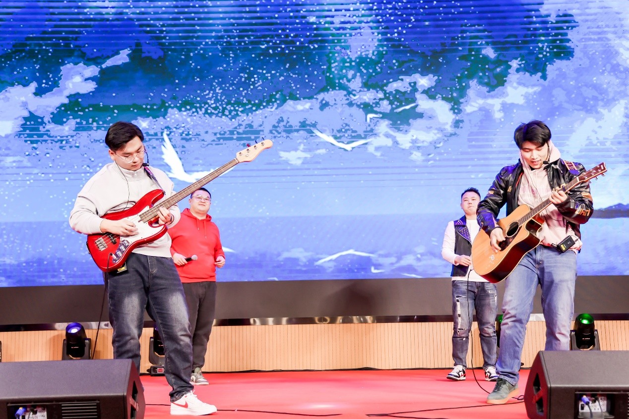 1736758759978542.jpg 13.jpg